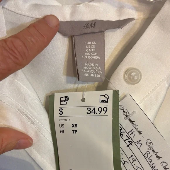 White Satin Button-Up Shirt oversized NWT - Picture 6 of 8